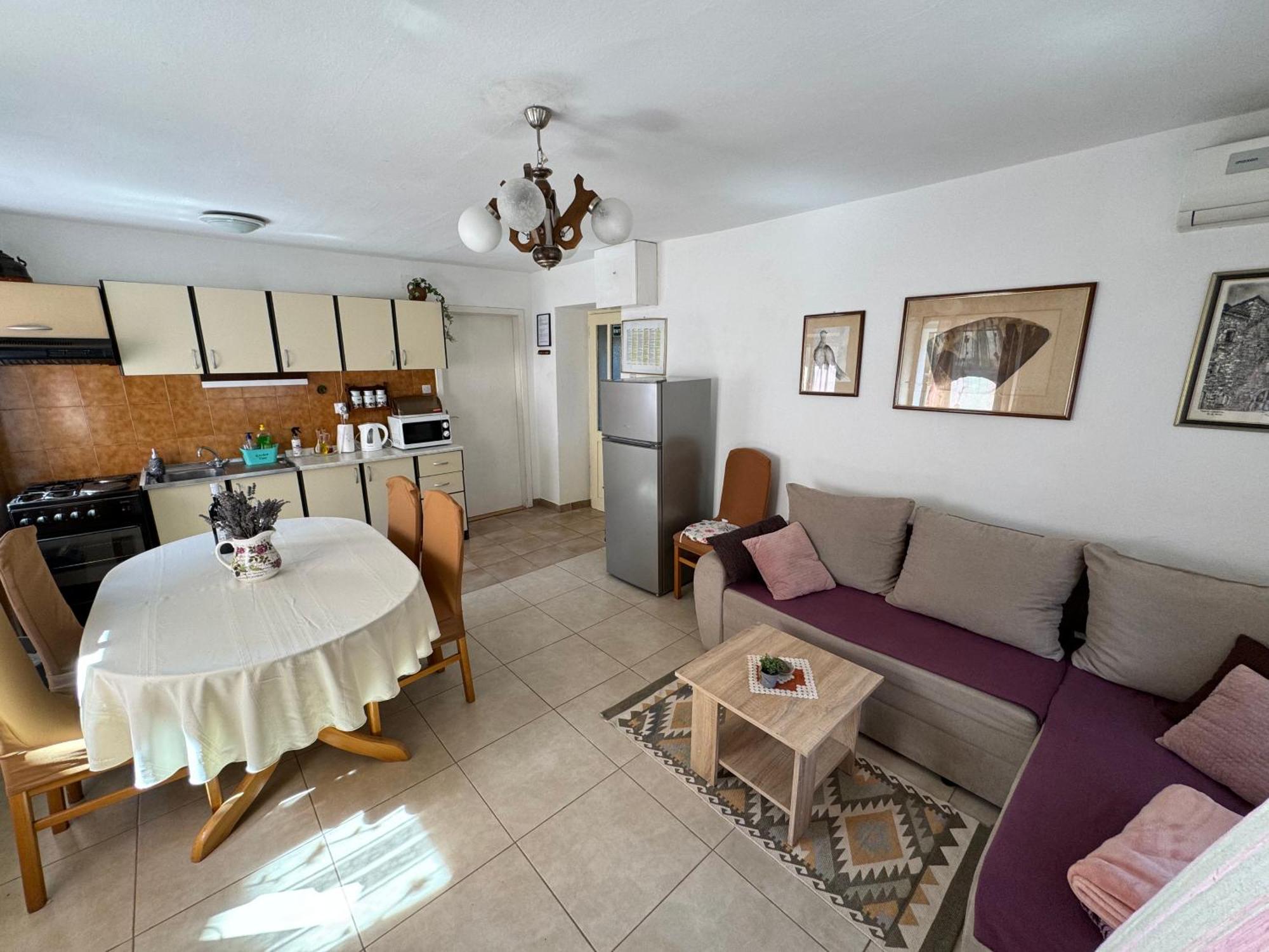 Apartment Marijeta Kaštela מראה חיצוני תמונה