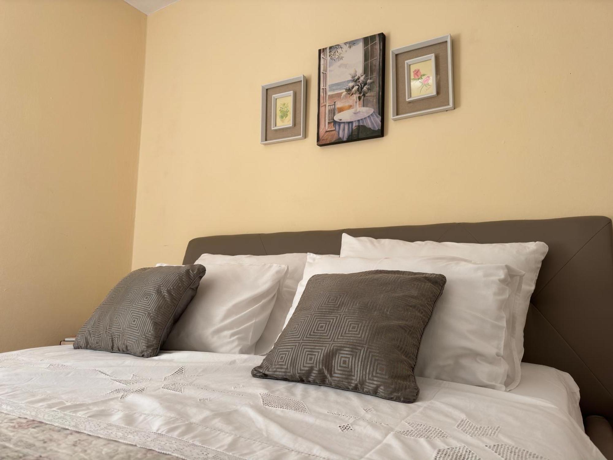 Apartment Marijeta Kaštela מראה חיצוני תמונה
