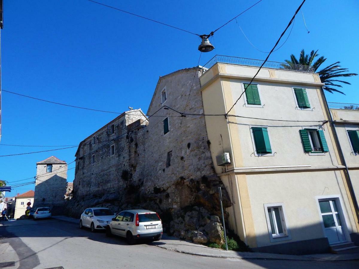 Apartment Marijeta Kaštela מראה חיצוני תמונה